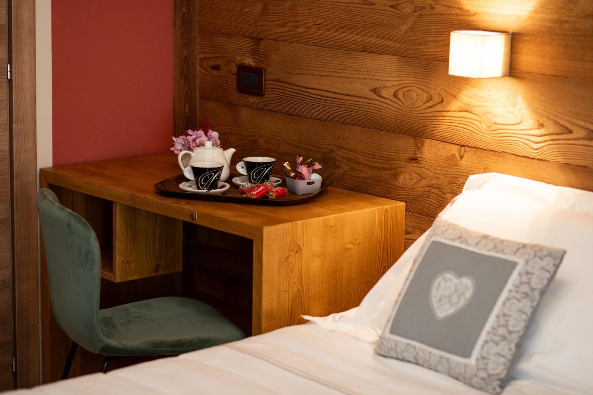 Hotel La Primula Borgo San Dalmazzo Zewnętrze zdjęcie